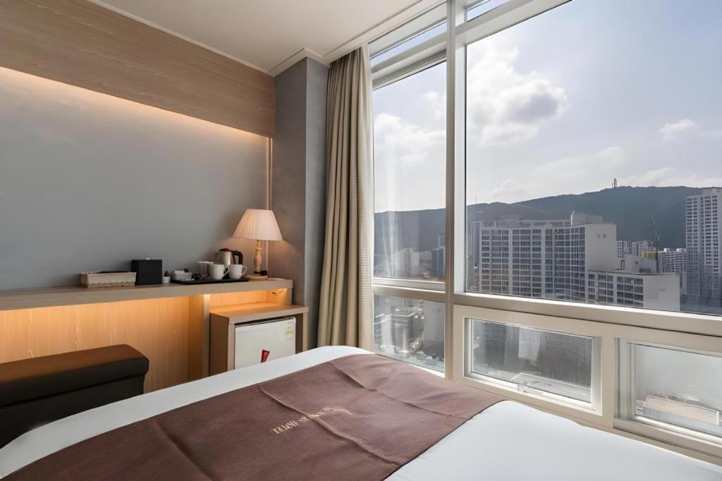 Hotel Homers Puszan Kültér fotó